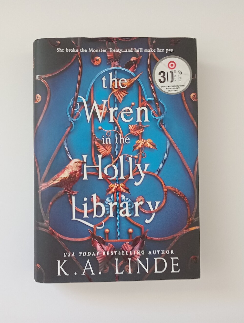 The Wren in the Holly Library K.A. Linde Deluxe Limited 1st Edition HC